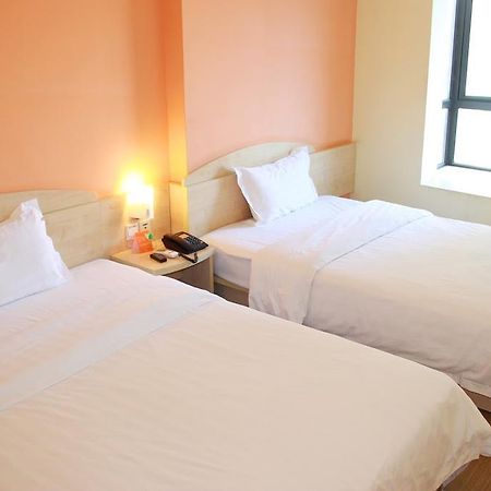 7Days Inn Haikou Hong Kong City Exterior foto